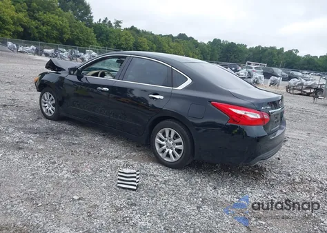 2016 Nissan Altima 2.5 S z USA, uszkodzony, nr VIN 1N4AL3AP7GN337843